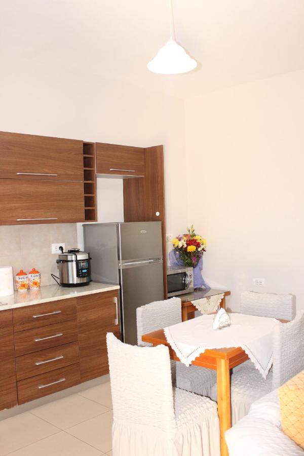 Leva'S Apartments Sarande Ngoại thất bức ảnh