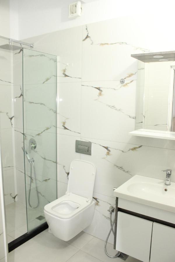 Leva'S Apartments Sarande Ngoại thất bức ảnh