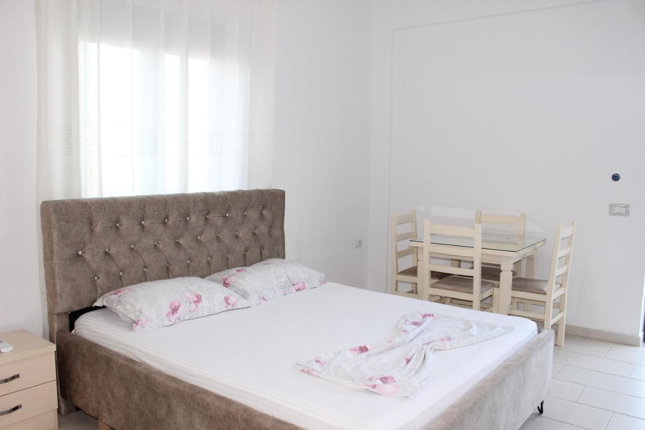 Leva'S Apartments Sarande Ngoại thất bức ảnh